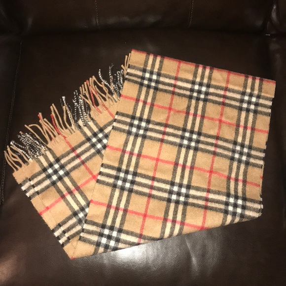 Burberry Accessories - Burberry scarf
